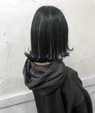 ミディアム Loob.TOKYO MIYA🌈のヘアスタイル
