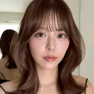 セミロング カラー ヘアアレンジ 内大久保 列夏のヘアスタイル