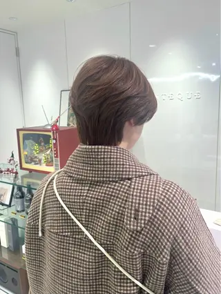 ショート レイヤーカット🖤 SAYAのヘアスタイル
