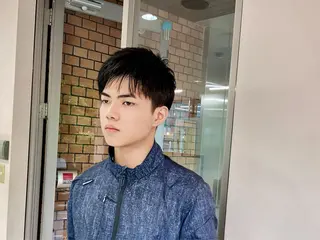 ショート メンズ au美容室 栄矢場町のヘアスタイル