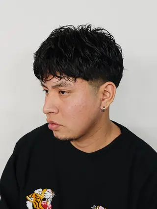 ショート パーマ メンズ 怪我の為1ヶ月程 お休みします🙇のヘアスタイル