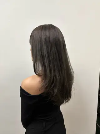ロング カラー saya （サヤ）のヘアスタイル