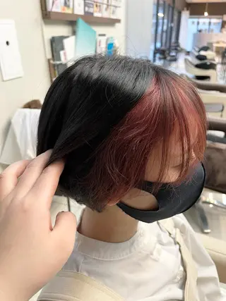 ショート カラー LiTA長嶺 小佐井悠未のヘアスタイル