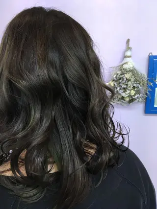 セミロング 阿出川 雅也のヘアスタイル