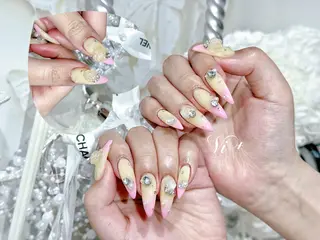 ネイル ✨Nailsalon Vi+✨のネイルデザイン