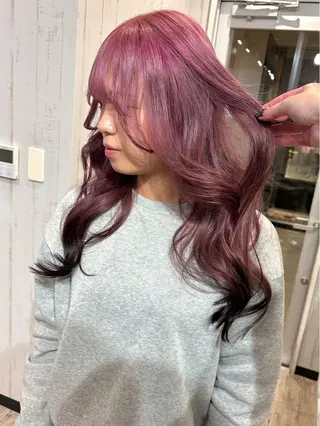ロング カラー 桑原 由理のヘアスタイル