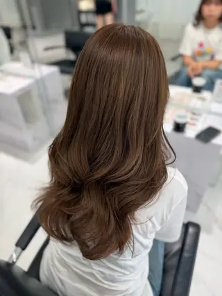sena⌇ベージュ⌇ ブリーチなしWカラーのヘアスタイル