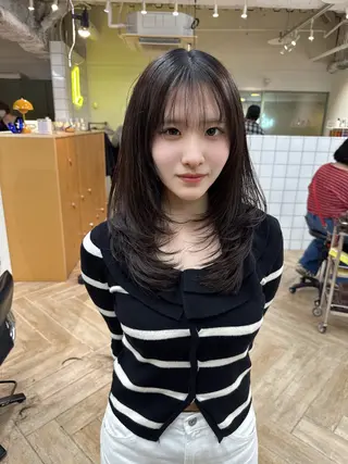 ロング ダブルカラーベージュ 新潟/万代/髙橋魁真のヘアスタイル