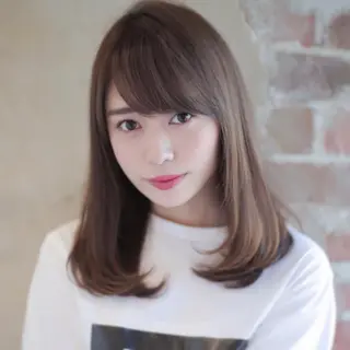 セミロング カラー パーマ Soleria 田中慎一のヘアスタイル