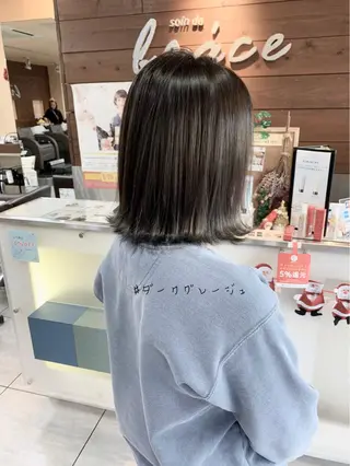 ミディアム レイヤー/艶髪カラー 森本くるみのヘアスタイル