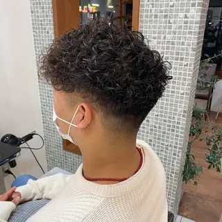 パーマ メンズ 石井 麻鈴のヘアスタイル