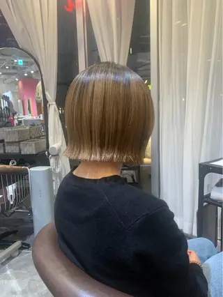 ミディアム labless MOEのヘアスタイル