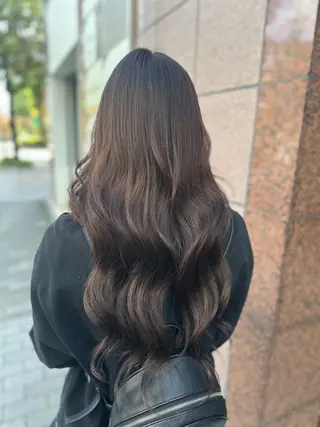 ロング 小川 ひかるのヘアスタイル