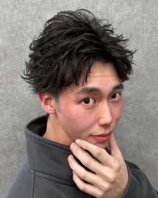 ショート パーマ メンズ メンズウルフ特化🐺 🔥長山耕大🔥のヘアスタイル