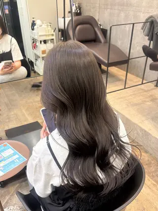 ロング カラー 🫧透明感カラー/ うる艶カラー/すみれのヘアスタイル