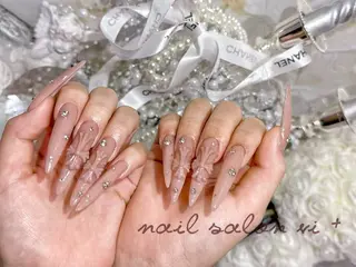 ネイル ✨Nailsalon Vi+✨のネイルデザイン