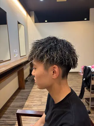 カラー パーマ メンズ パーマ特化美容師 ナガイのヘアスタイル