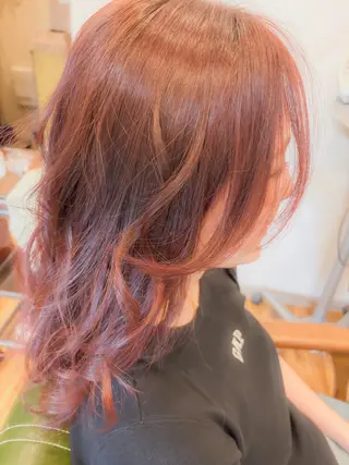 セミロング 加藤 彩のヘアスタイル