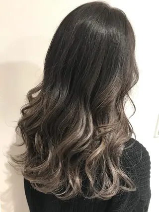 セミロング カラー 若杉 諒のヘアスタイル
