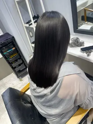 セミロング gisel エリナのヘアスタイル