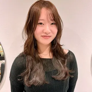 ロング カラー 大人可愛い×顔周り♡ cocoroのヘアスタイル
