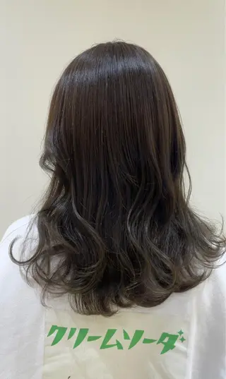 セミロング 池田 早穂のヘアスタイル