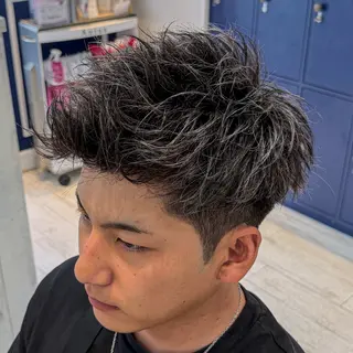 ショート カラー メンズ 吉田 新平のヘアスタイル