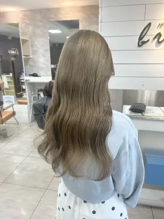 ロング レイヤー/艶髪カラー 森本くるみのヘアスタイル