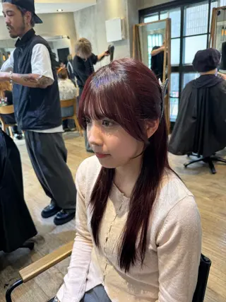 セミロング 新宿/顔周りカット +レイヤー＝しずく♩のヘアスタイル