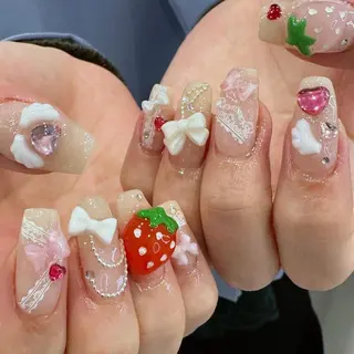 ネイル fein. Matsuri🎀のネイルデザイン