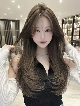 ミディアム FOCUS JAPAN4のヘアスタイル