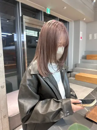 ミディアム カラー 染谷 遥花のヘアスタイル