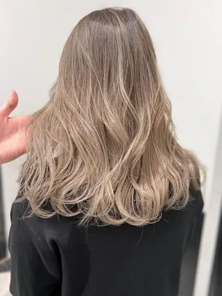 ロング 川畑 花菜のヘアスタイル