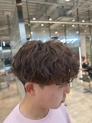 ショート カラー パーマ fifth 児玉達哉 当日予約🙆のヘアスタイル