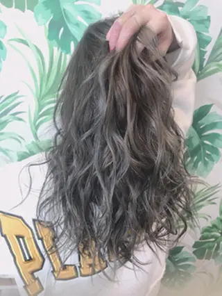 ロング カラー パーマ ヘアアレンジ 大阪レミーエクステ チビ編み込みのヘアスタイル