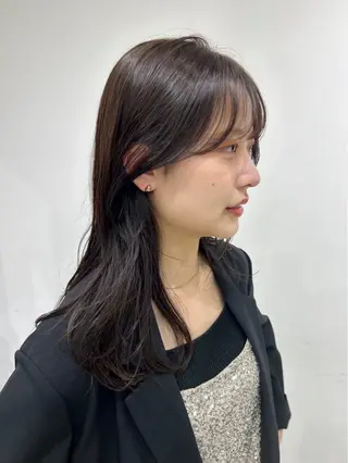 ミディアム 透明感 エイジのヘアスタイル
