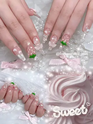 ネイル 🎀Mai 🎀最短10/1✩.のネイルデザイン