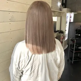 セミロング ブリーチ/艶カラー RYUTOのヘアスタイル