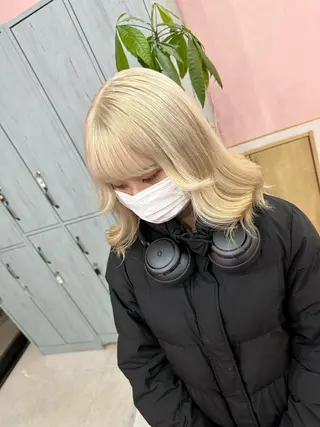 ミディアム カラー ブリーチ特化🌈 MANATOのヘアスタイル