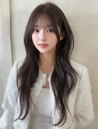 ロング カラー 韓国特化エクステ BIZEのヘアスタイル