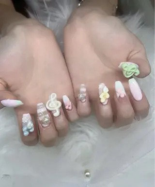 ネイル YOLO NAILのネイルデザイン