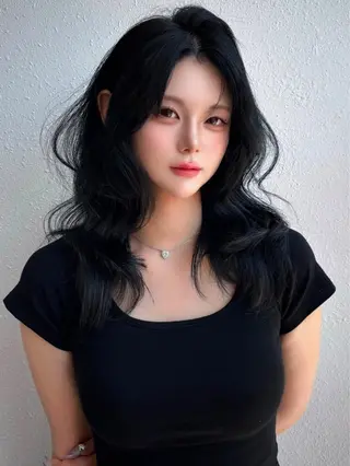 ロング カラー SHOUHEI 韓国風レイヤーカットのヘアスタイル