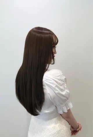 ロング 先崎 悠希のヘアスタイル