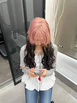 カラー 志垣 真衣のヘアスタイル