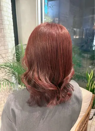 ミディアム 鈴木 陽向のヘアスタイル