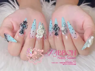 ネイル Luna ri..のネイルデザイン
