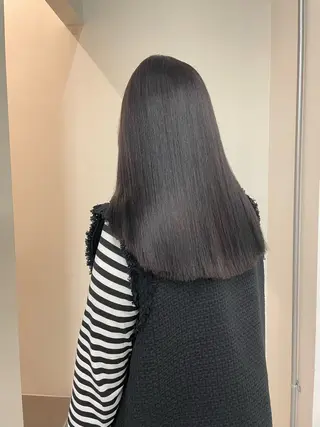 セミロング カラー 🫧ハイトーン✨格安 より質💐マンツーマのヘアスタイル