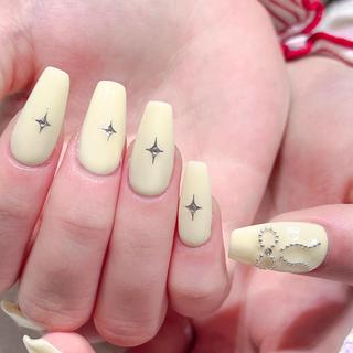 ネイル Queens テイのネイルデザイン