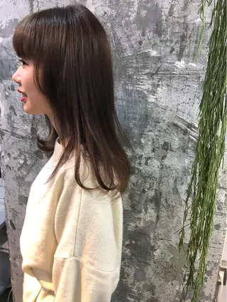セミロング カラー Pia ツボイ ケイタのヘアスタイル