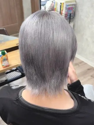 カラー 林 綾花のヘアスタイル